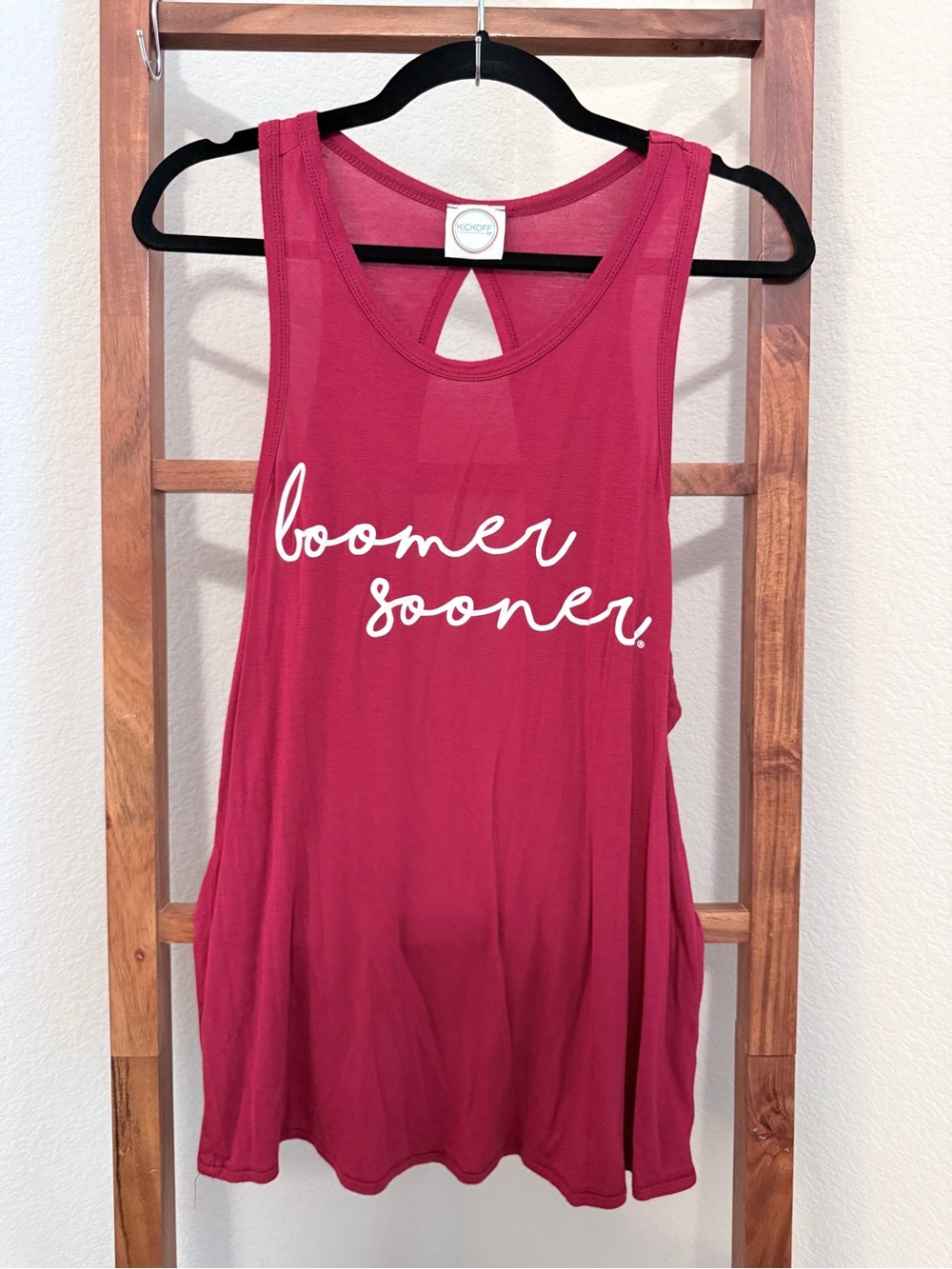 Kickoff Co. Boomer Sooner OU Oklahoma Open Back Crimson Tank Top Size Large